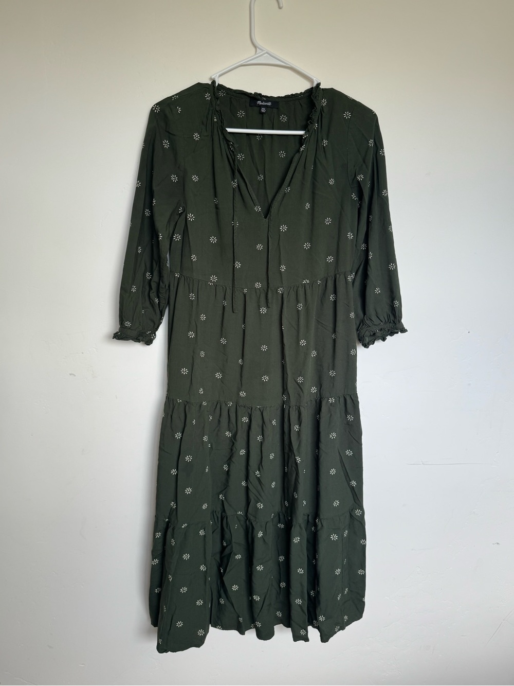 Green Tie-Neck Tiered Midi Dress in Stardot